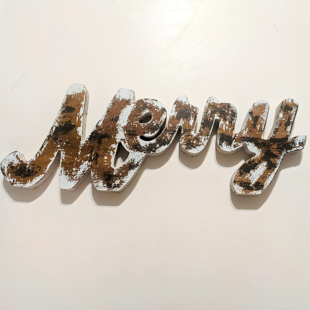 Rustic Wooden Merry Sign - Picture 3 of 11